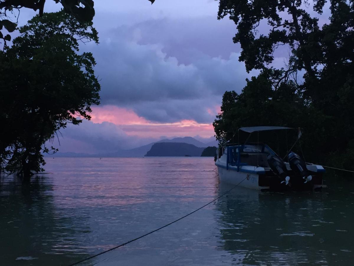 Nomad Divers Bangka Likupang Экстерьер фото